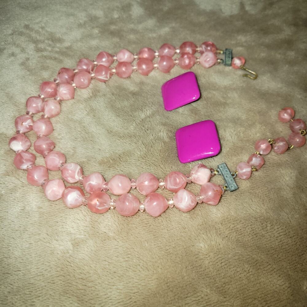 Vintage necklace with post earrings - Picture 3 of 6